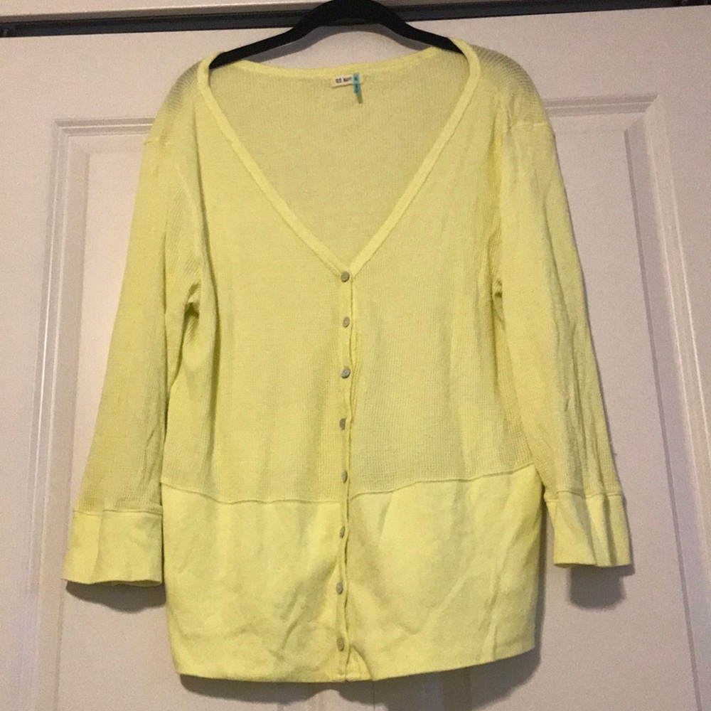 Old Navy top